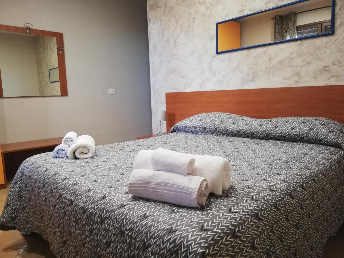 Anthea Dell' Etna Bed & Breakfast Santa Venerina Eksteriør bilde